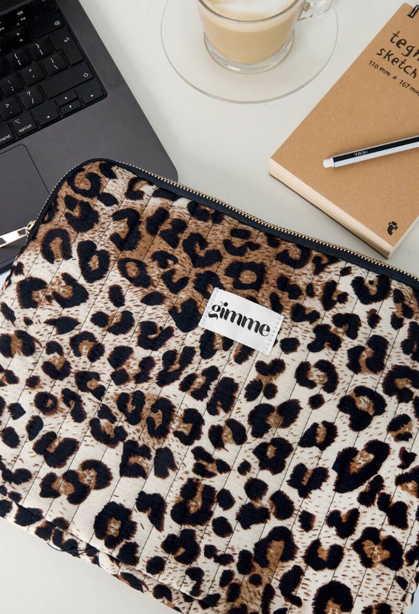 Byamber | Leopard laptop case