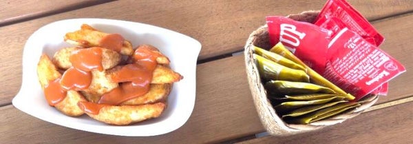 Ración de Patatas Bravas