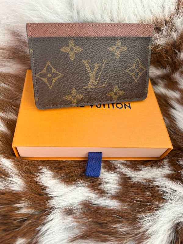 Lv Credit card holder