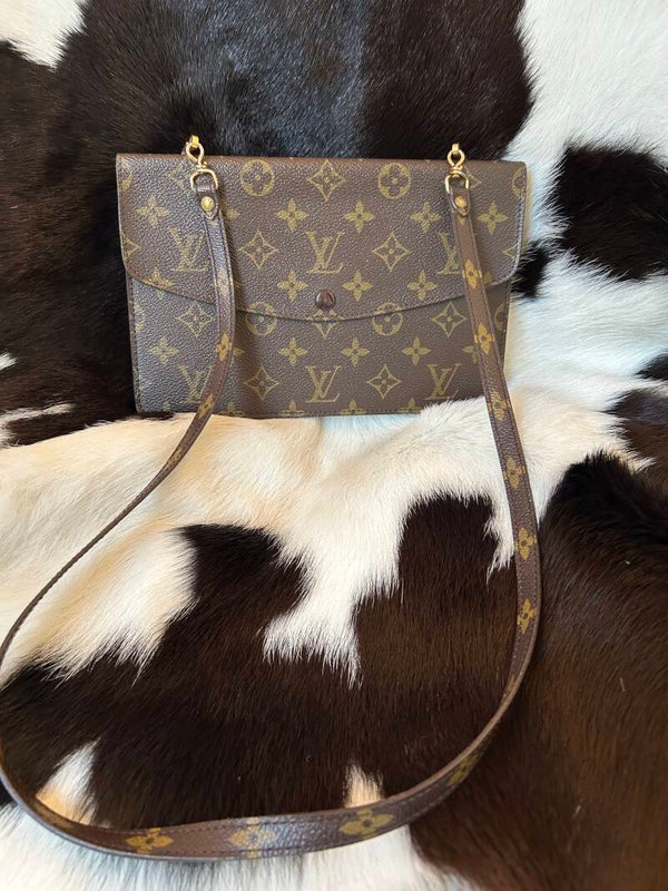 Rabat Crossbody