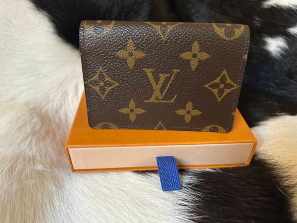 Louis Vuitton credit card holder