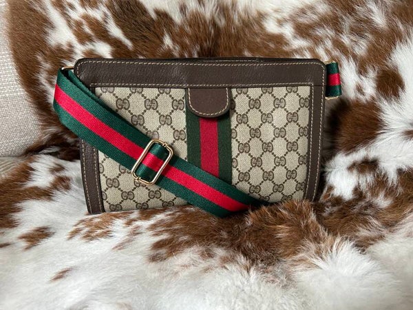 Gucci Sherry Line Clutch