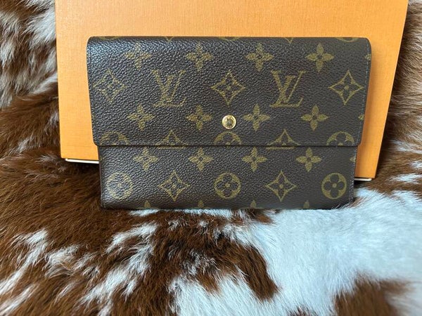 LV Passport Wallet