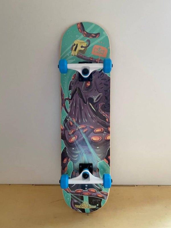 SKATEBOARD KRAKEN
