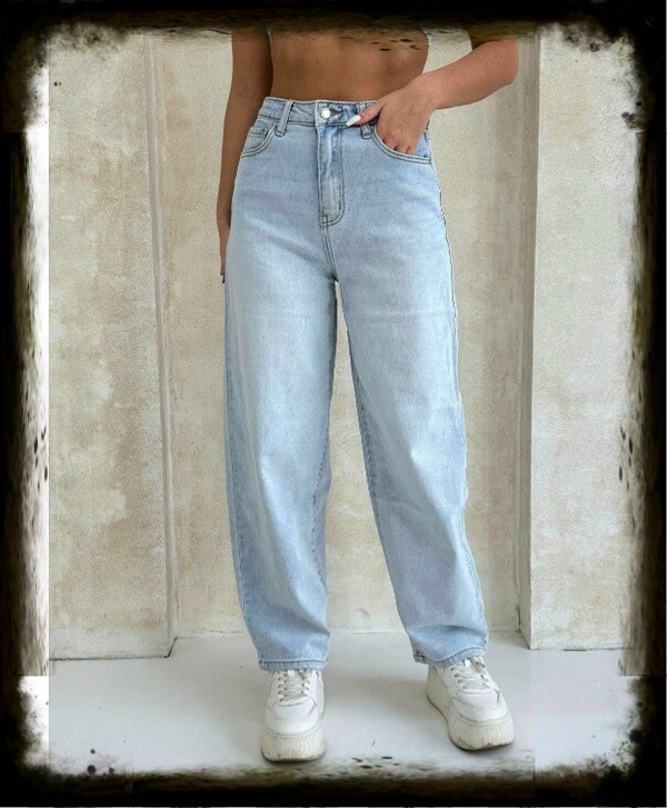 JEANS SKATER ALLA MODA A PALLONCINO, AZZURRO