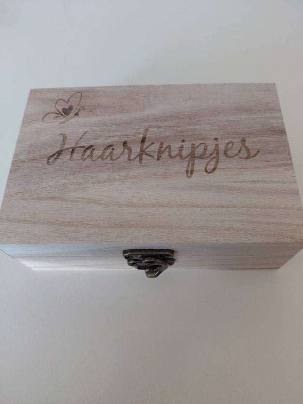 Haarknipjes doosje nr 3