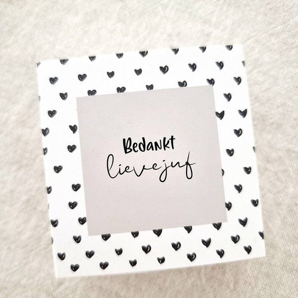 Hulsdoosje '' bedankt lieve juf''