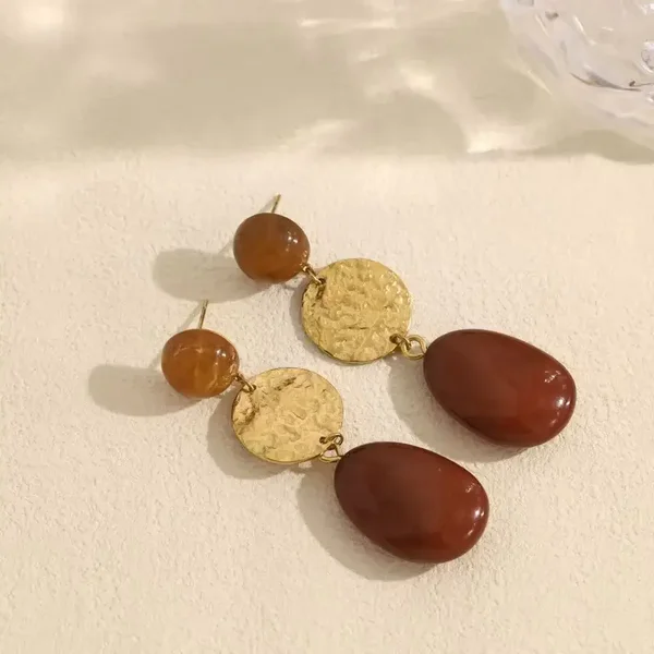 Lotje oorbellen bruin