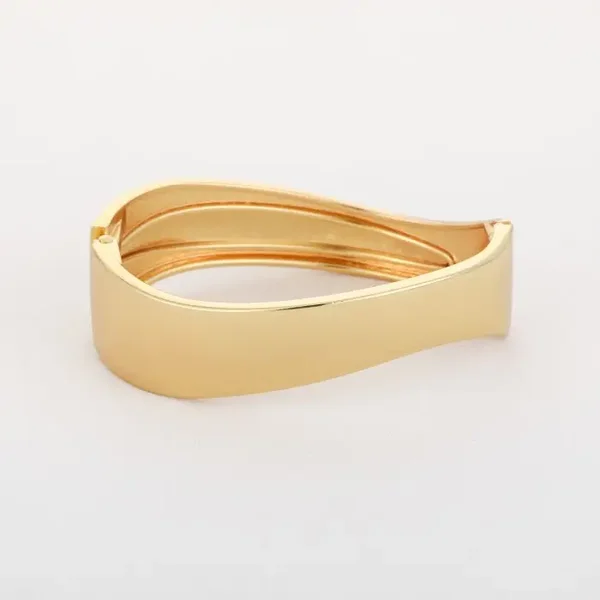 Punt bangle