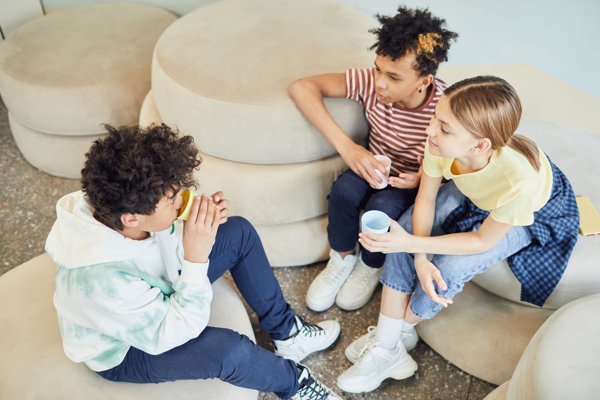 Kinder üben Kommunikation und soziale Fähigkeiten im Social Skills Camp in Witten