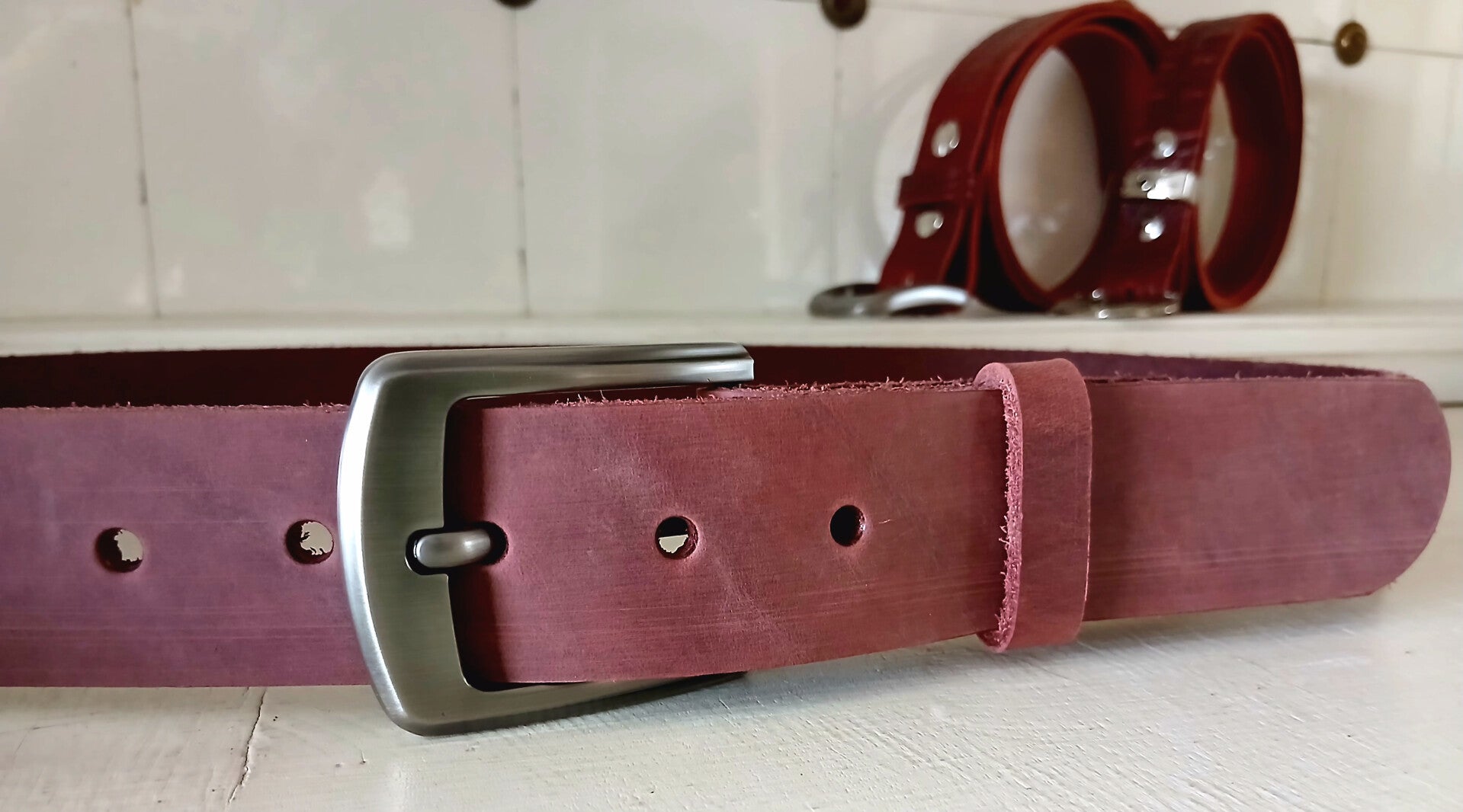 Matte bordeaux broekriem