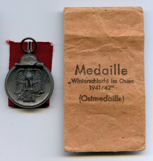 East Front Medal with pouch by Deschler & Sohn