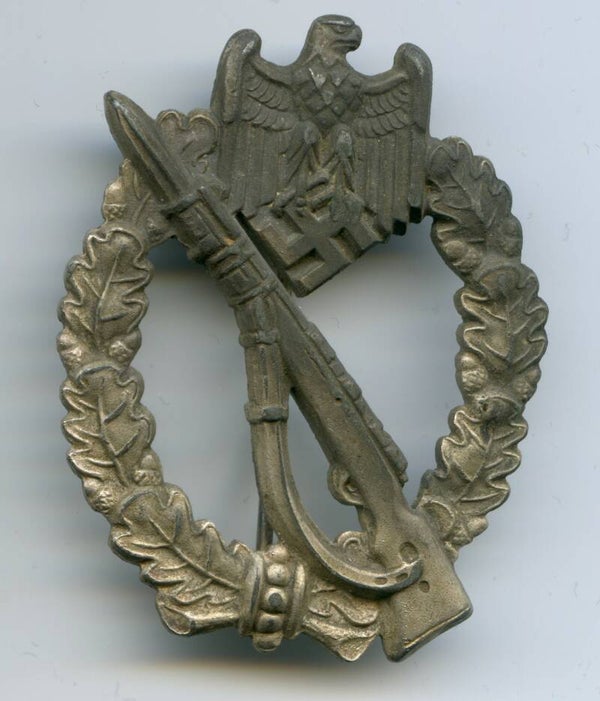 Infantry Assault Badge in Silver "unmarked"