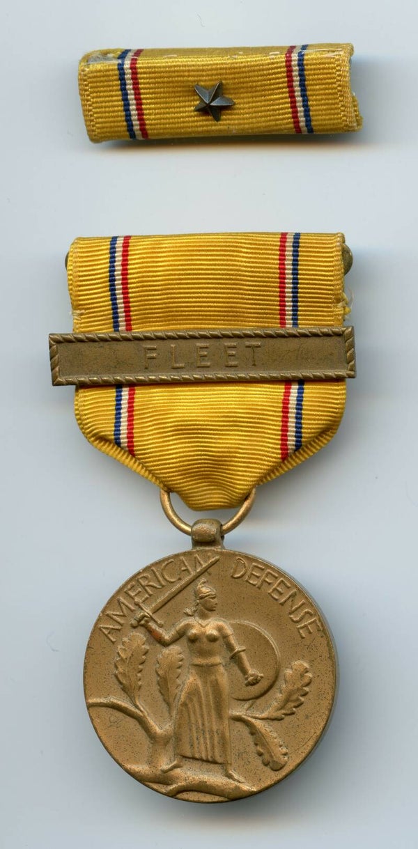 WW2 American Defense Medal & Ribbon Bar with Fleet Clasp