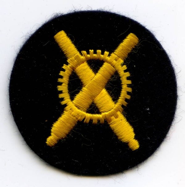 KM Artillery Mechanic EM's Career Sleeve Badge