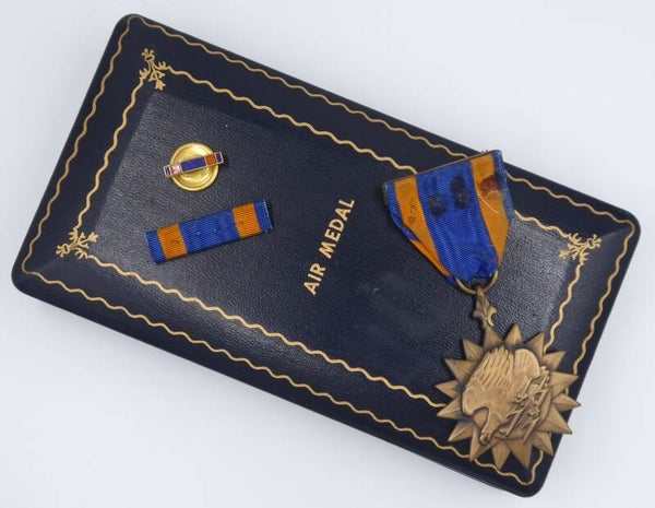 WW2 Cased Air Medal