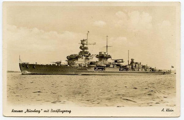 Postcard Kreuzer "Nürnberg mit Bordflugzeug"