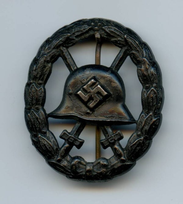 1st Pattern Cut Out Black Wound Badge