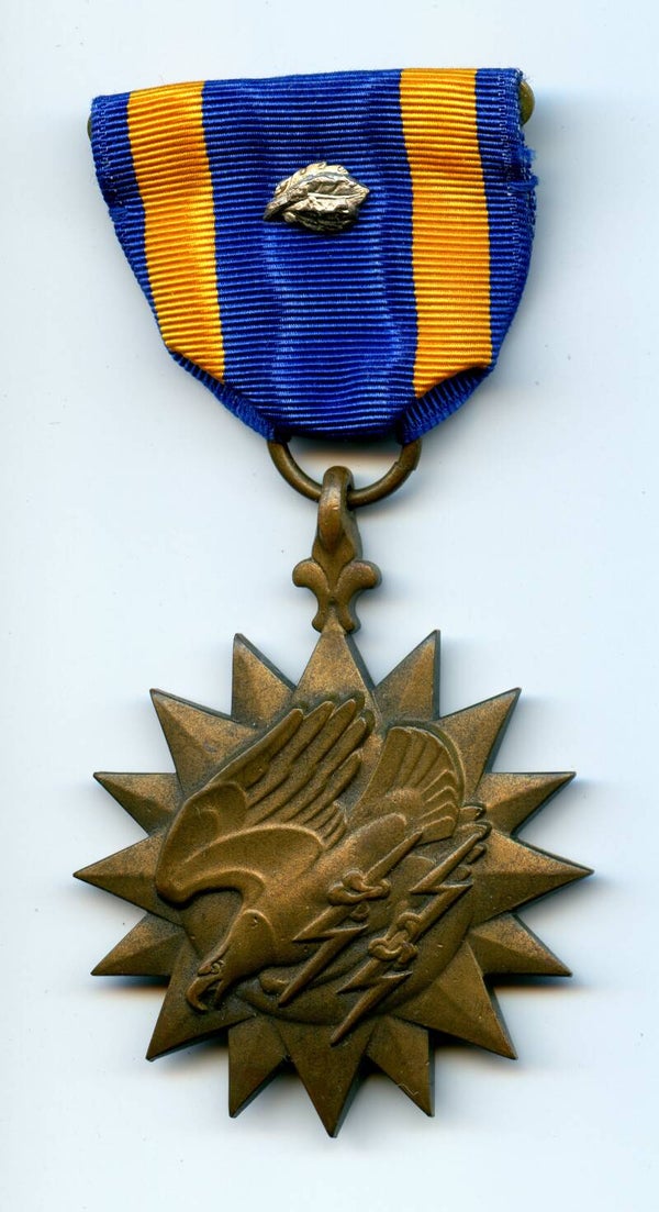 WW2 Air Medal with Oakleaf Device