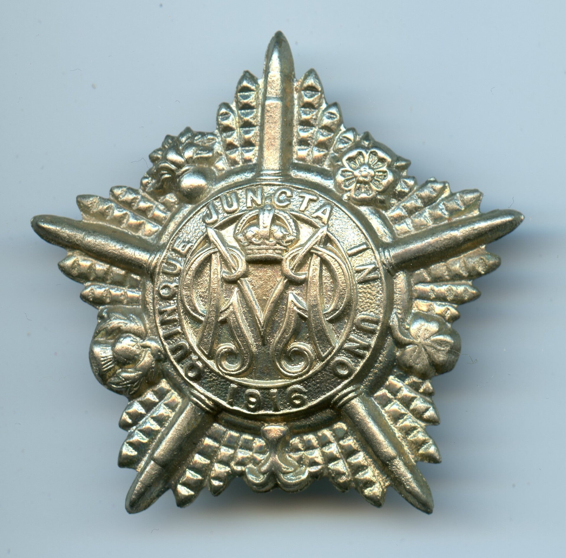 British Guards Machine Gun Regiment Cap Badge
