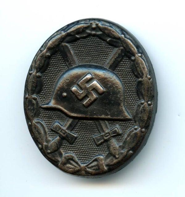 Wound badge in black "88" by Werner Redo