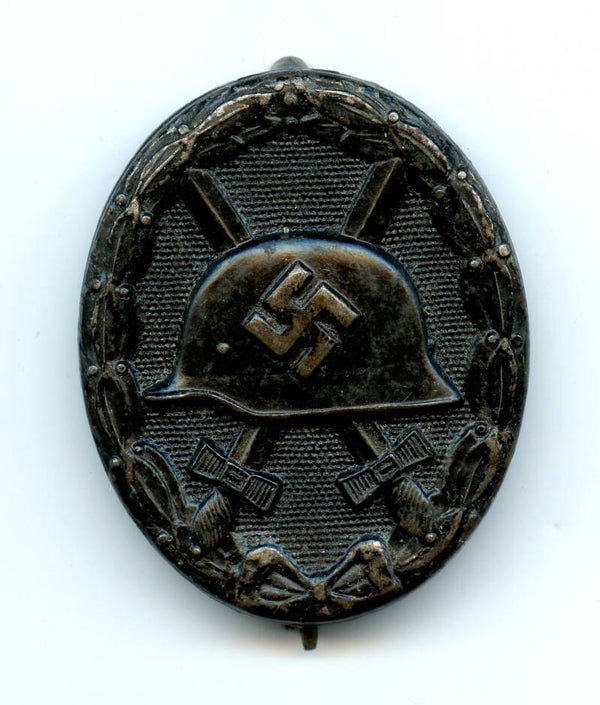 Wound badge in black "58" by Artur Jökel & Co.