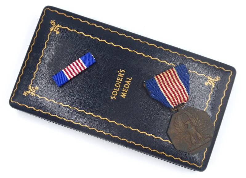 WW2 Cased Soldiers Medal