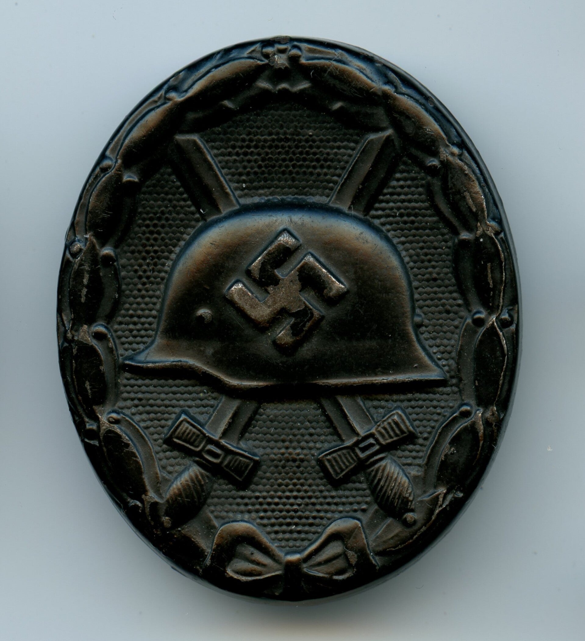 Unmarked Wound Badge in Black