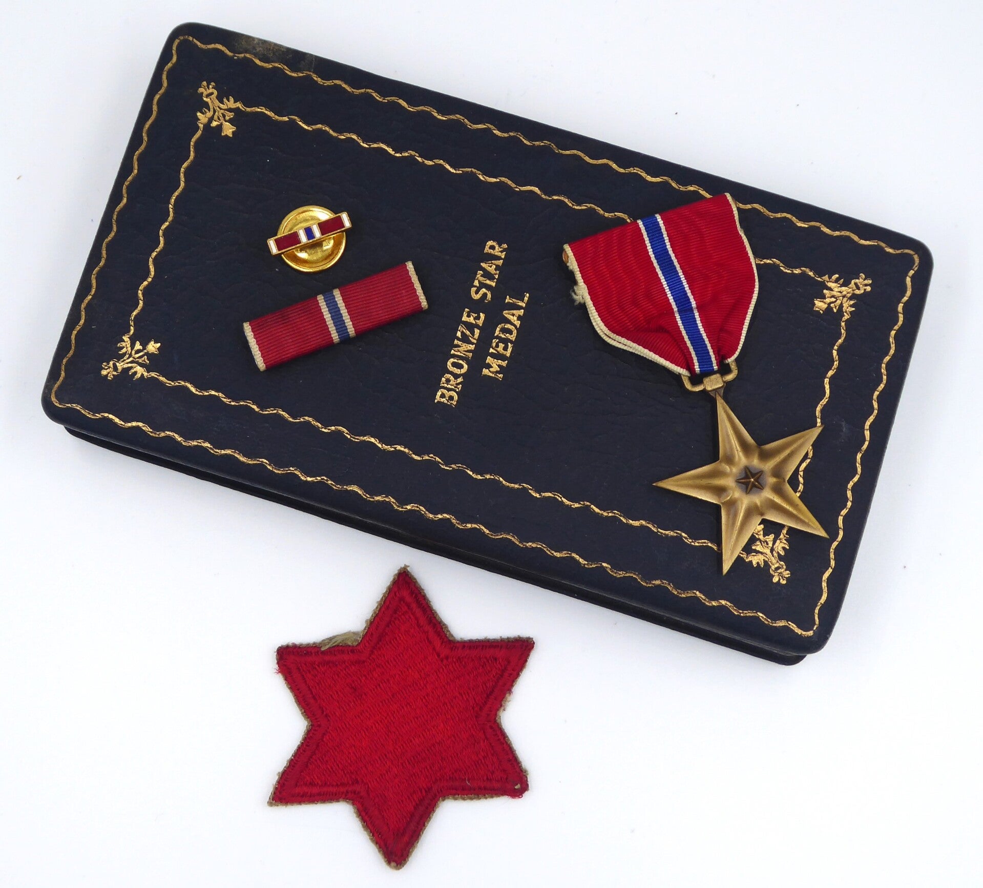 WW2 Cased & Named Bronze Star Medal, 6th Infantry Division (Battle of Luzon, 1945)