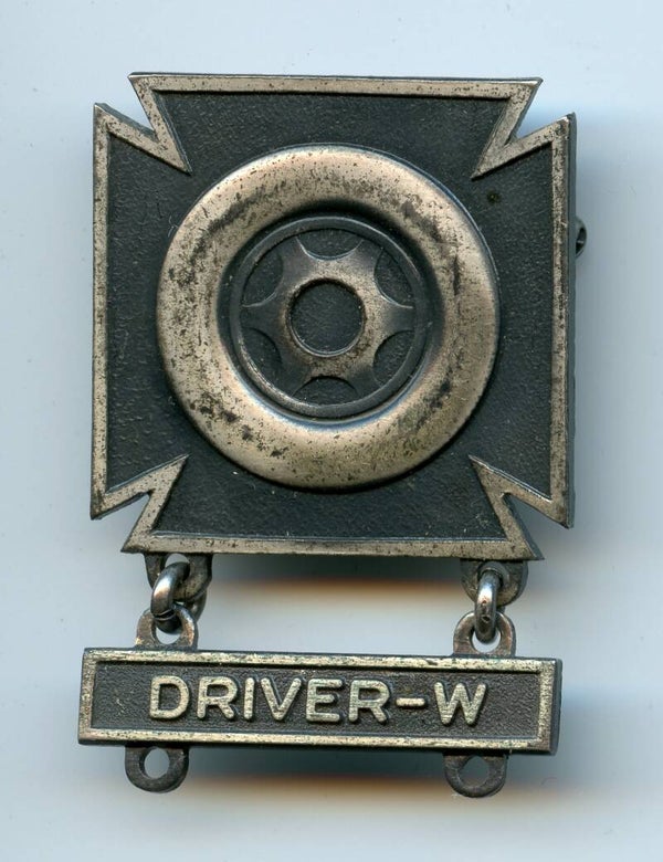 WW2 Sterling Driver and Mechanic Badge "Driver-W"