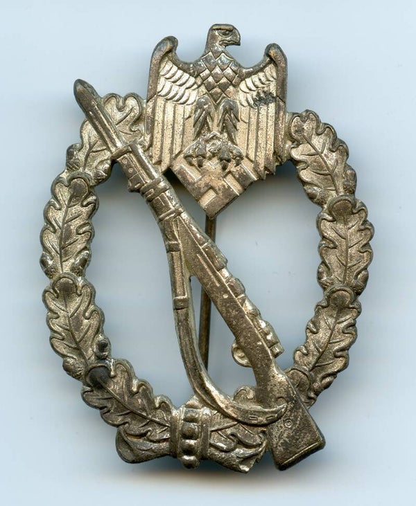 Silver Infantry Assault Badge by Juncker