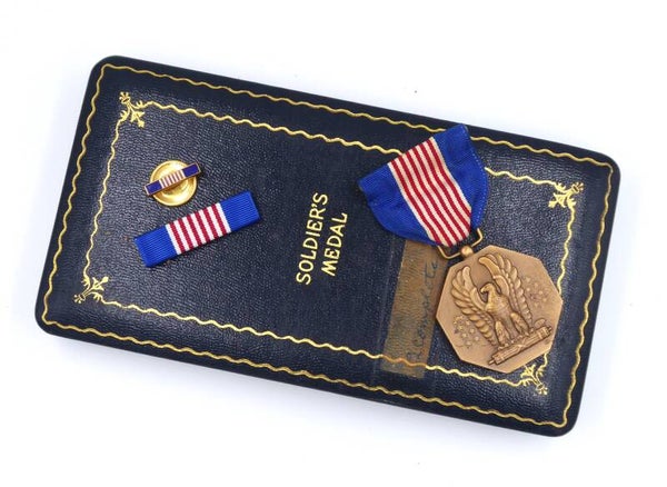 WW2 Cased Soldiers Medal