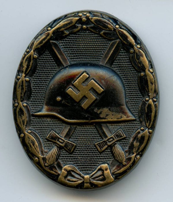 Wound badge in black "L/11" by Wilhelm Deumer