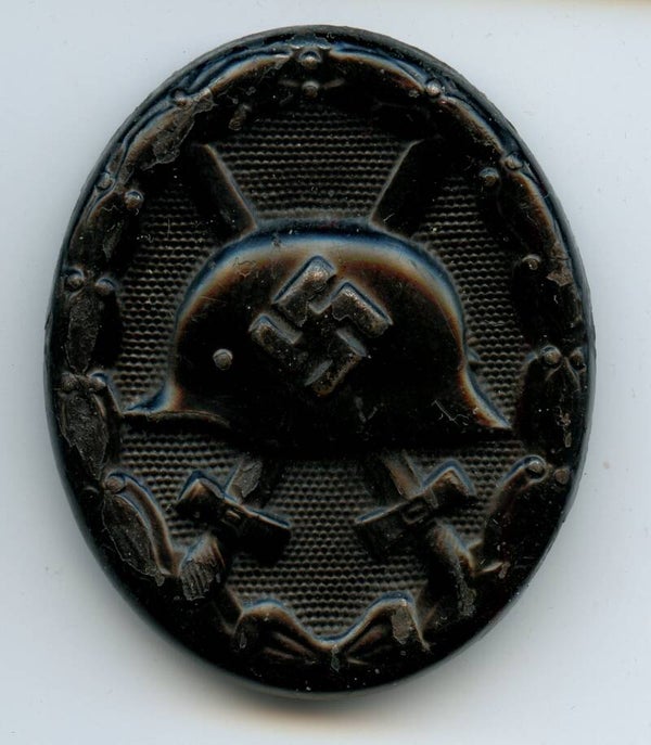 Wound badge in black "107" by Carl Wild