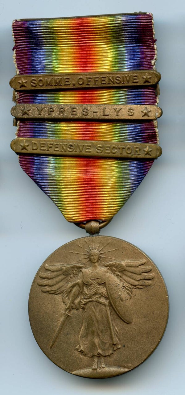 WW1 Victory Medal with "Somme Offensive/Ypres-Lys/Defensive Sector" Bars