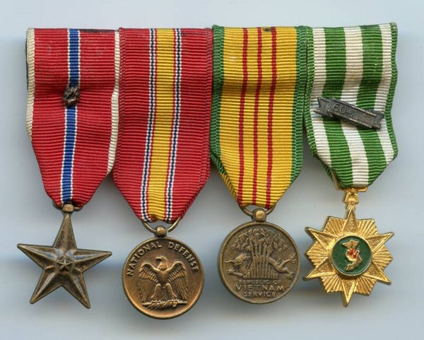 Vietnam Era US Mini Medal Bar
