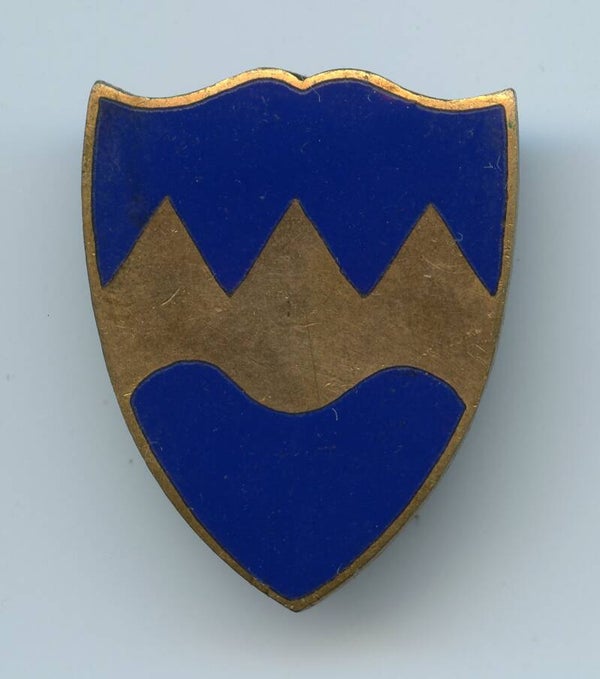 WW2 8th Infantry Regiment DUI Pin (104th ID)