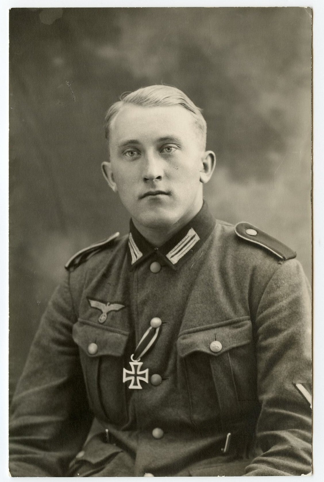 Heer Portrait Photo (EKII in wear)