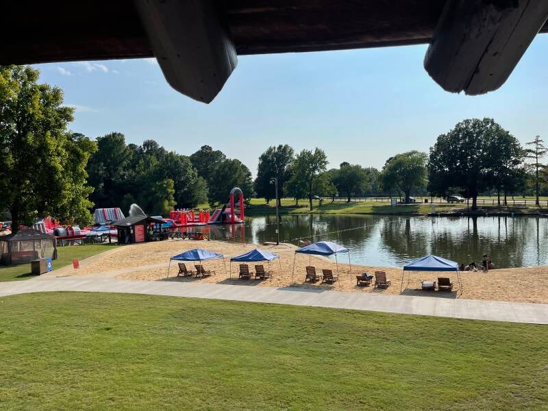 Crowley Ridge - Entertainment Park (ph01)