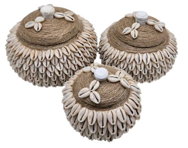 Trio de boîtes en coquillages