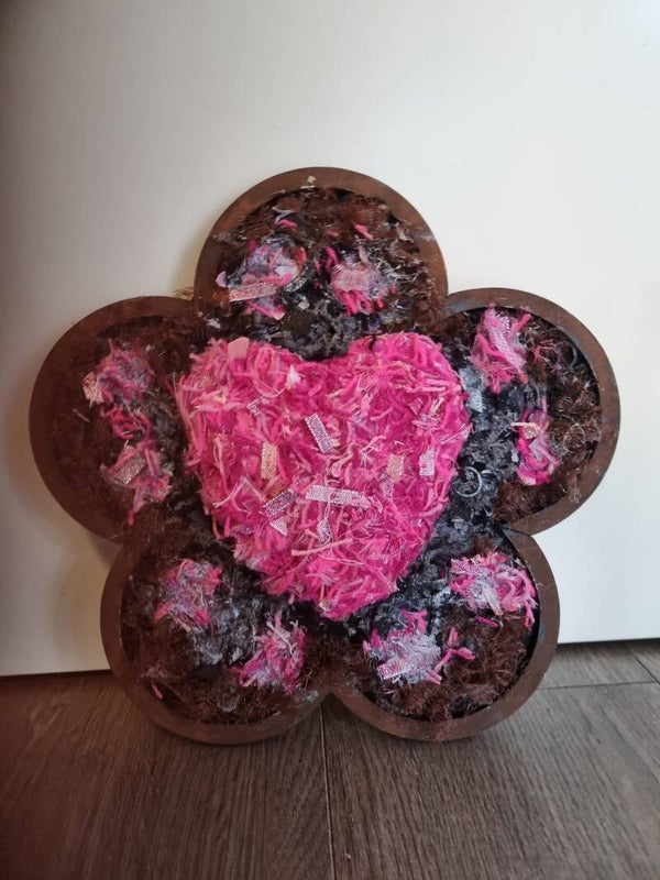 #208 - Fluffy Flower Power (3D)