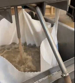 Abraclean G2, Entschlammungsanlage, optimiertes entschlamen, druckluft, 8 bar. doppelmembranpumpe