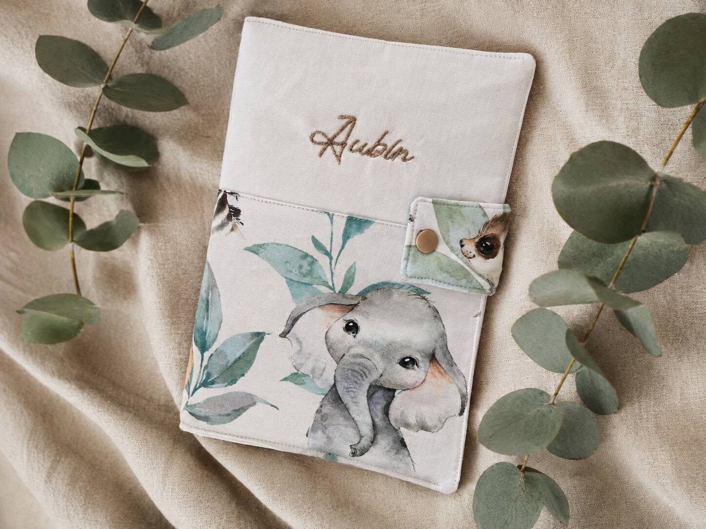 Carnet de santé éléphant modèle 1