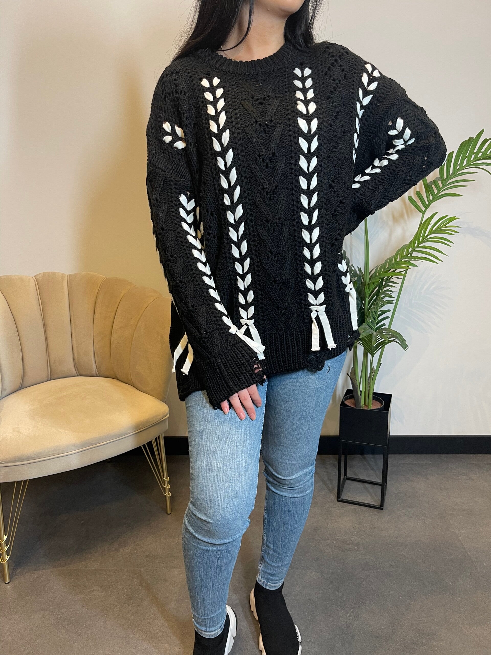 ZARAH SWEATER BLACK