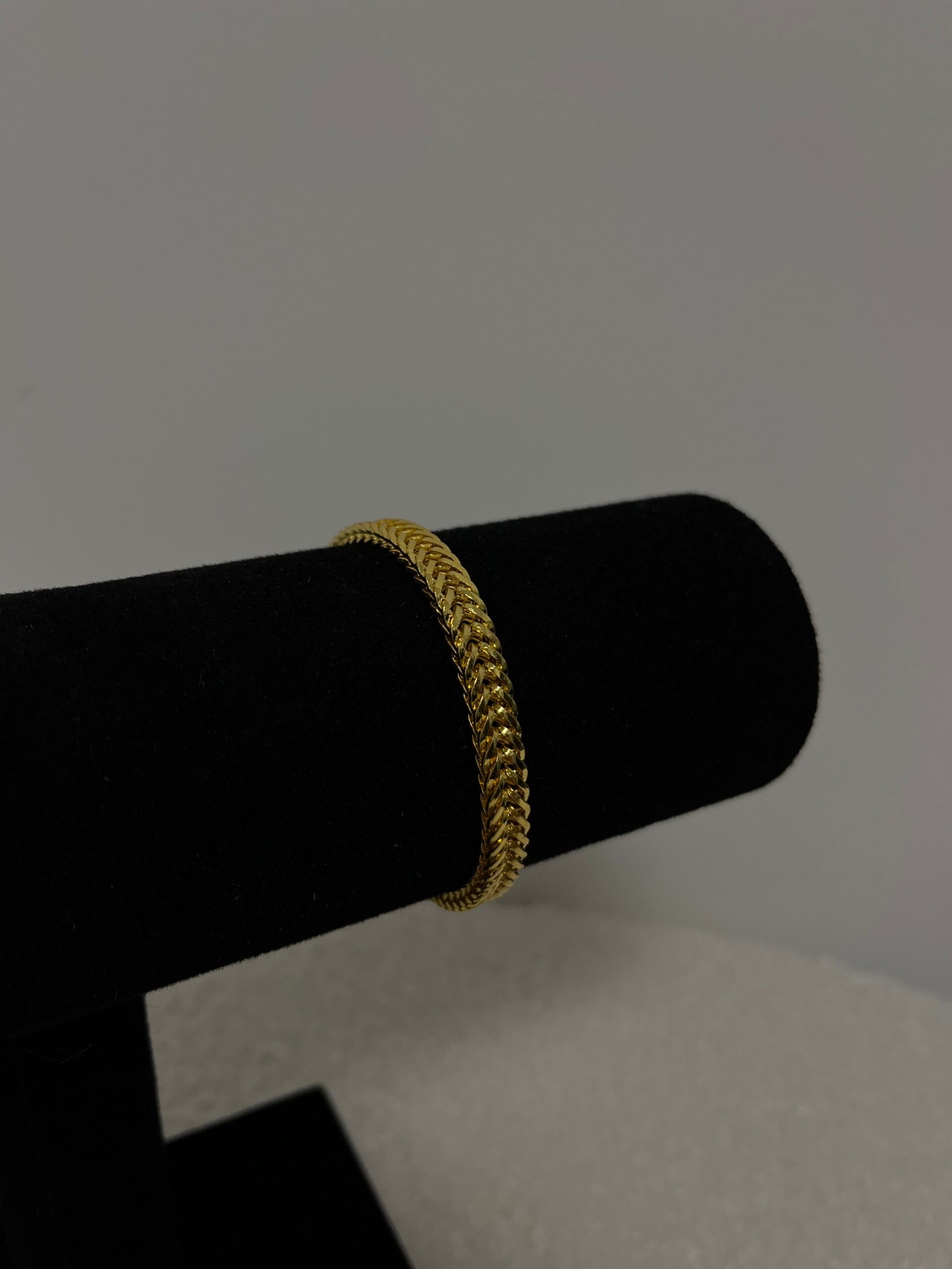 LUXE GOLD ARMBAND