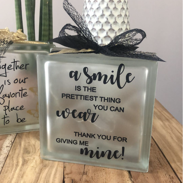Glasblok 43: Smile
