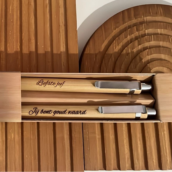 Houten pen en potlood