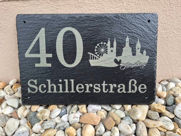 Hausnummernschild/Willkommensschild aus Schiefer mit Wunschgravur – individuell & einzigartig