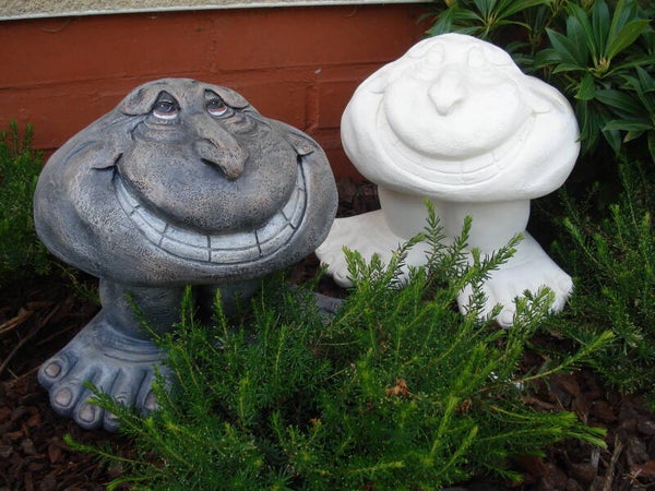 Larry steen met voeten