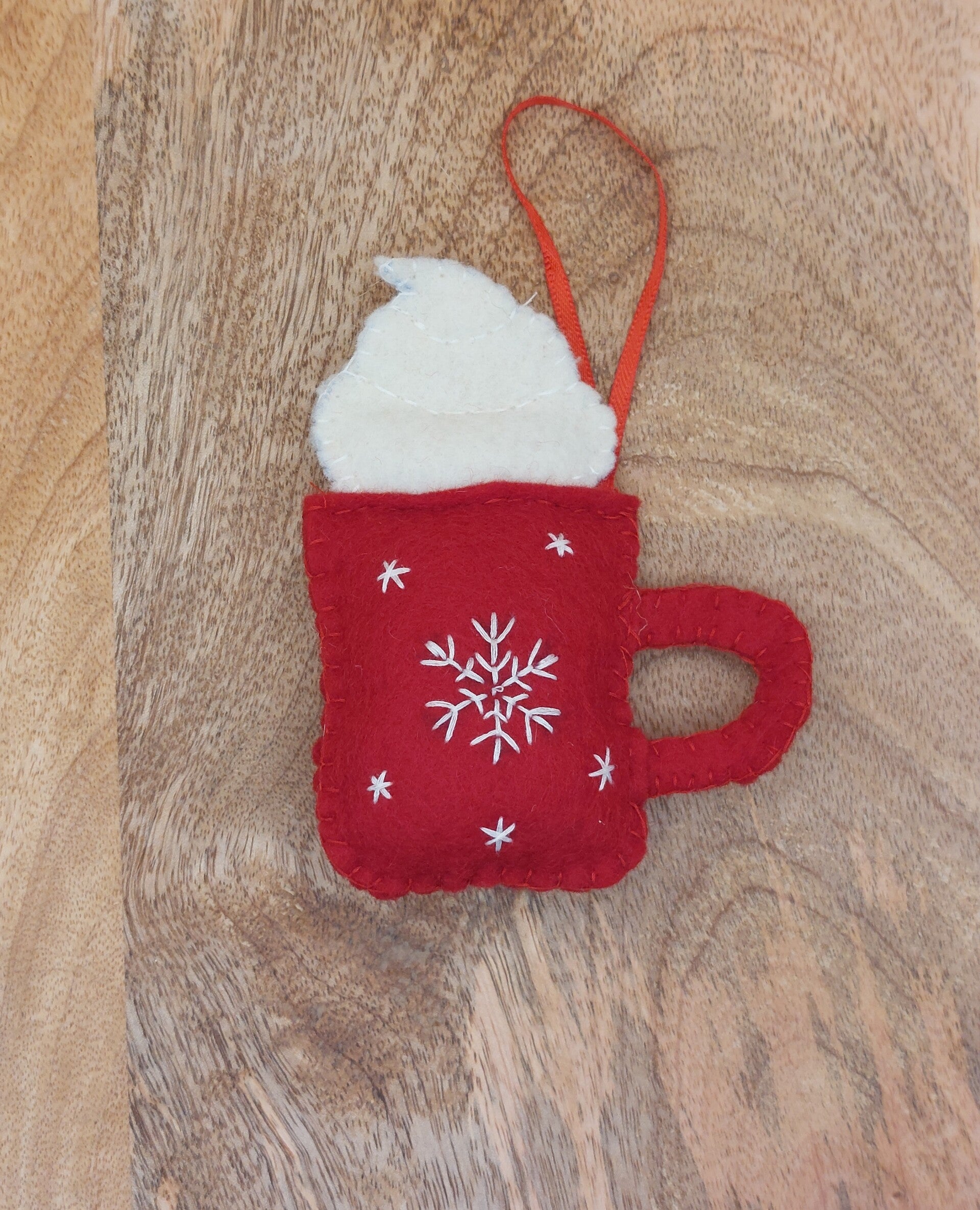 Hanger Hot choco red or blue